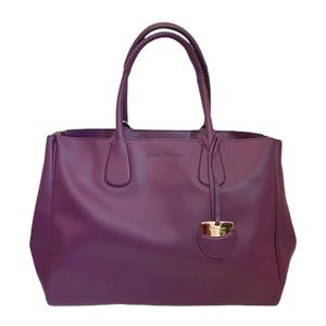 SOLD⛔️ Salvatore Ferragamo Nolita Tote
